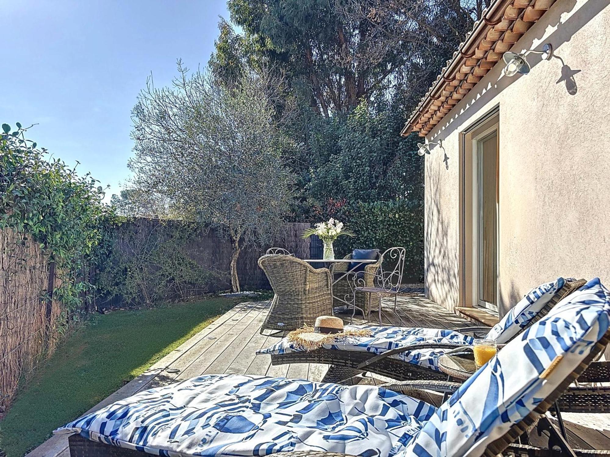 Villa "L'Emeraude - Maison D'Hotes - Jardin Et Parking Prives - Валбон Екстериор снимка